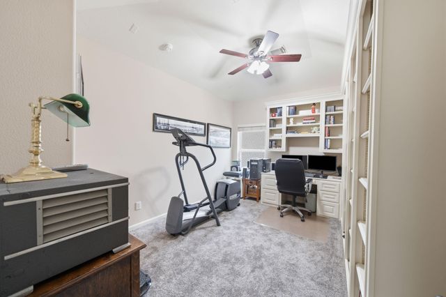 3915 Kinnerton Street, Pearland, TX 77584
