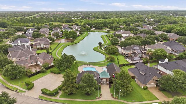 3915 Kinnerton Street, Pearland, TX 77584