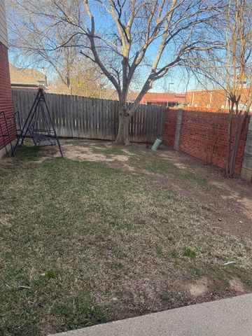 2004 Golden Oak Drive, Bedford, TX 76021