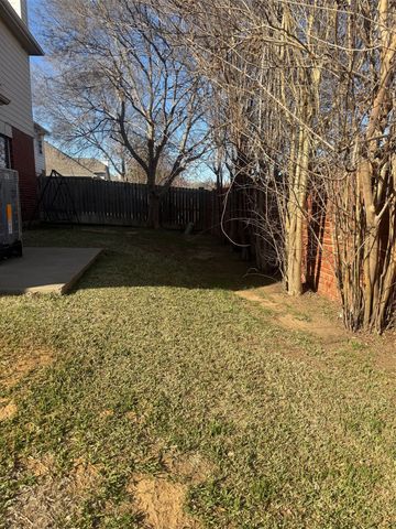 2004 Golden Oak Drive, Bedford, TX 76021