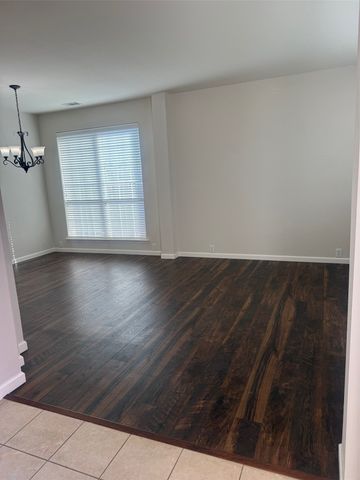 2004 Golden Oak Drive, Bedford, TX 76021