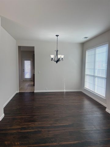 2004 Golden Oak Drive, Bedford, TX 76021