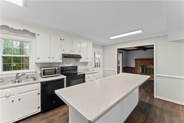 3401 Quail Hill Dr, Chesterfield, VA 23112