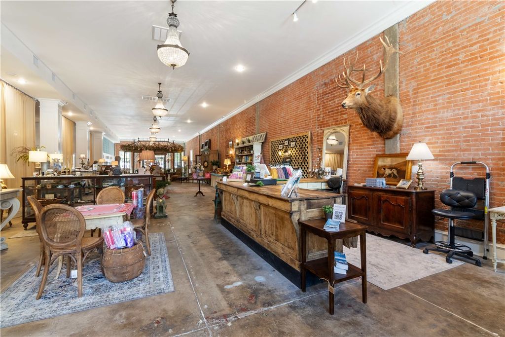 205 South Main Street, Bryan, TX 77803 — photo 4