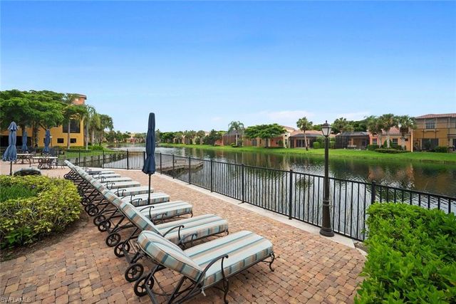 8581 Via Garibaldi CIR 201, Estero, FL 33928
