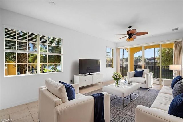 8581 Via Garibaldi CIR 201, Estero, FL 33928