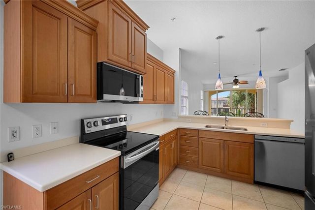 8581 Via Garibaldi CIR 201, Estero, FL 33928