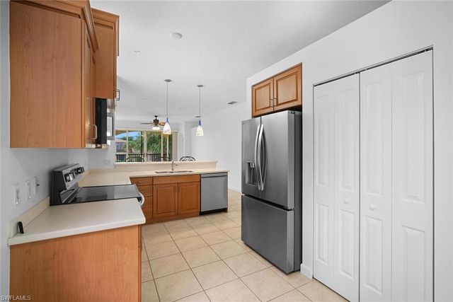 8581 Via Garibaldi CIR 201, Estero, FL 33928