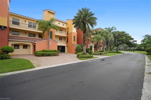 8581 Via Garibaldi CIR 201, Estero, FL 33928