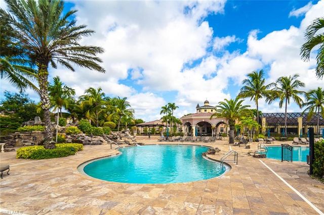 8581 Via Garibaldi CIR 201, Estero, FL 33928