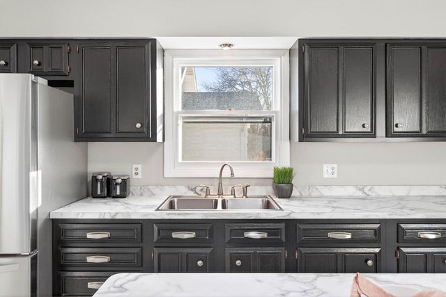 3720 43rd Avenue S, Minneapolis, MN 55406