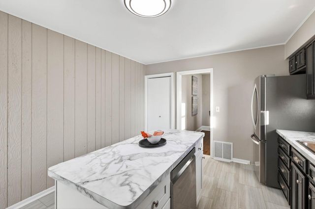 3720 43rd Avenue S, Minneapolis, MN 55406