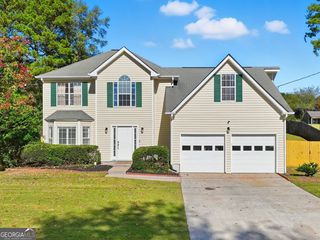 245 Fox Run, Loganville, GA 30052