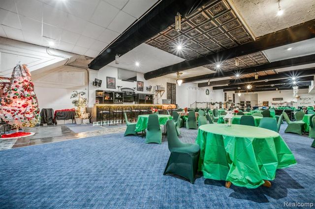 9008 Grand River Avenue, Detroit, MI 48204