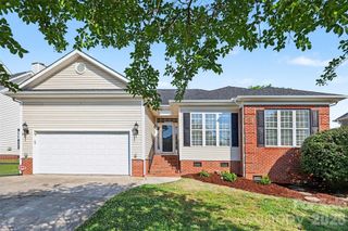 208 Riverfront Parkway, Mount Holly, NC 28120