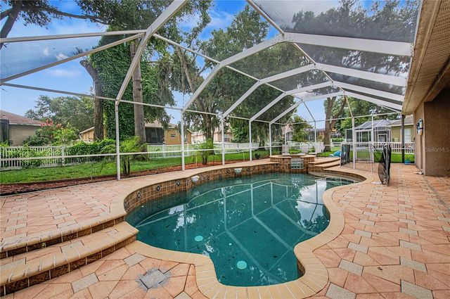 2418 BLUE STONE COURT, Valrico, FL 33594