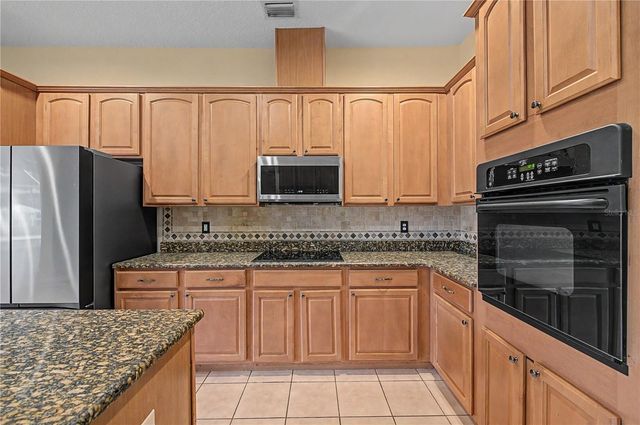 2418 BLUE STONE COURT, Valrico, FL 33594