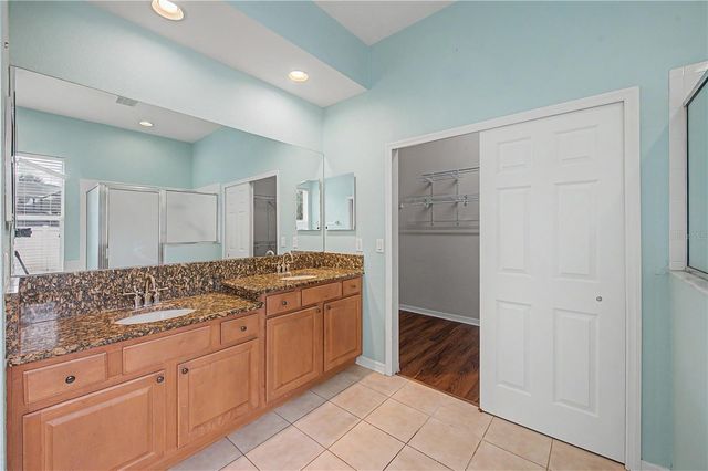 2418 BLUE STONE COURT, Valrico, FL 33594
