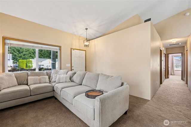 19624 71st Avenue Ct E, Spanaway, WA 98387
