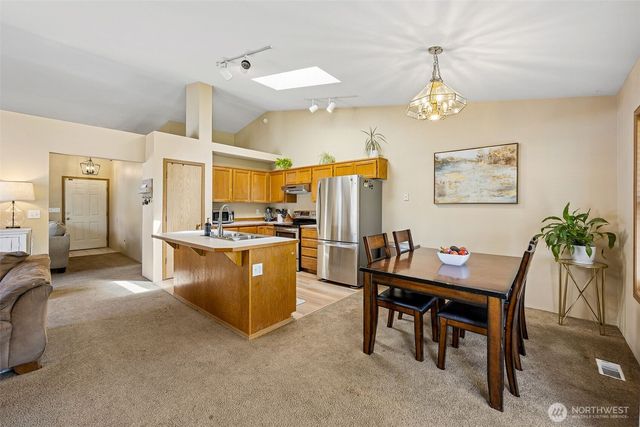 19624 71st Avenue Ct E, Spanaway, WA 98387