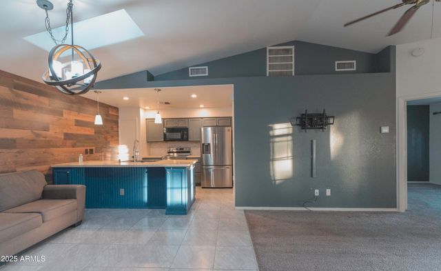 8140 N 107TH Avenue 294, Peoria, AZ 85345