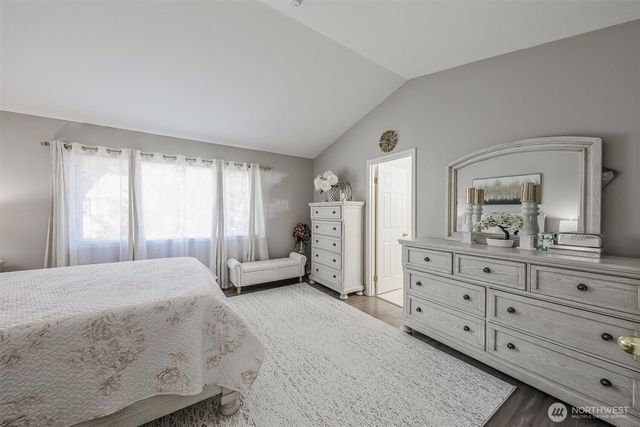 18824 Silver Creek Avenue E, Puyallup, WA 98375