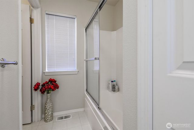 18824 Silver Creek Avenue E, Puyallup, WA 98375
