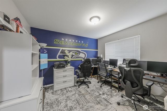 18824 Silver Creek Avenue E, Puyallup, WA 98375