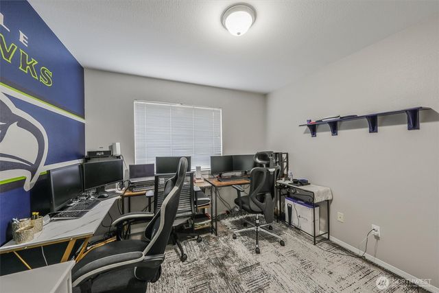 18824 Silver Creek Avenue E, Puyallup, WA 98375