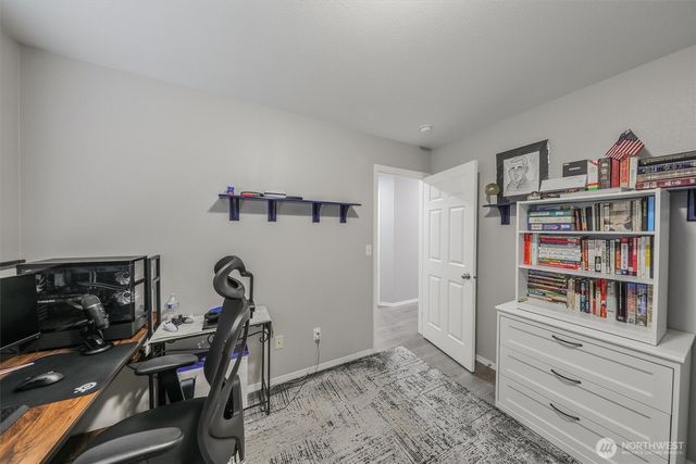 18824 Silver Creek Avenue E, Puyallup, WA 98375