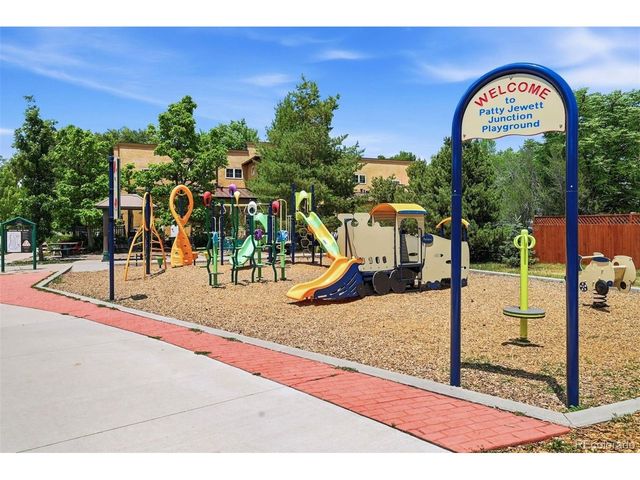 1359 Lindenwood Grv, Colorado Springs, CO 80907