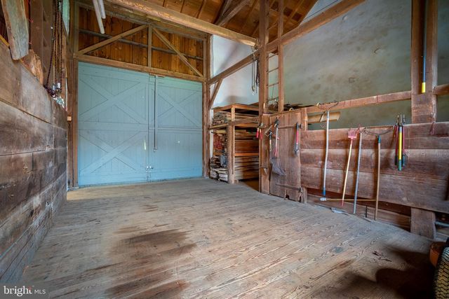 1255 HOLLOW RD, Chester Springs, PA 19425