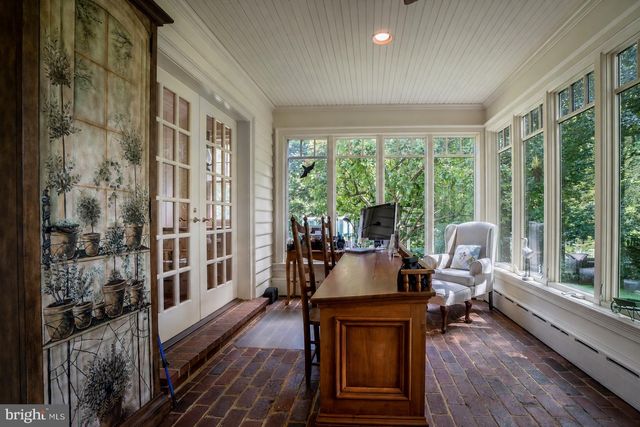 1255 HOLLOW RD, Chester Springs, PA 19425