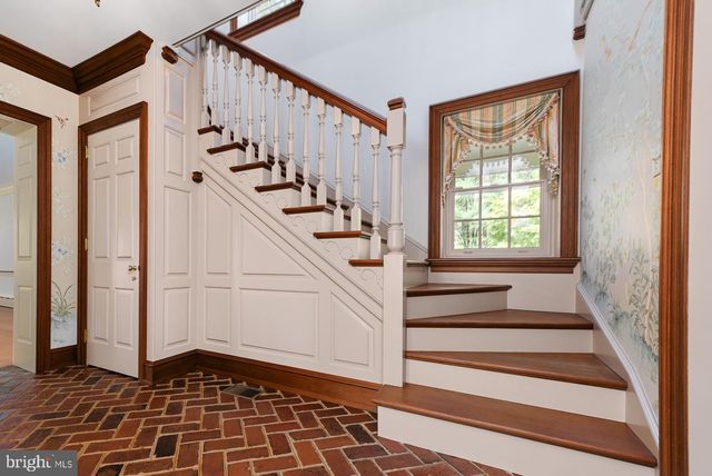 1255 HOLLOW RD, Chester Springs, PA 19425