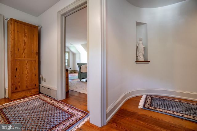 1255 HOLLOW RD, Chester Springs, PA 19425