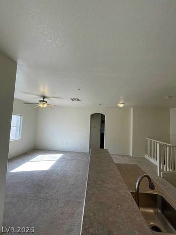 6316 BEIGE BLUFF Street 201, Las Vegas, NV 89081