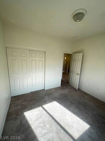 6316 BEIGE BLUFF Street 201, Las Vegas, NV 89081