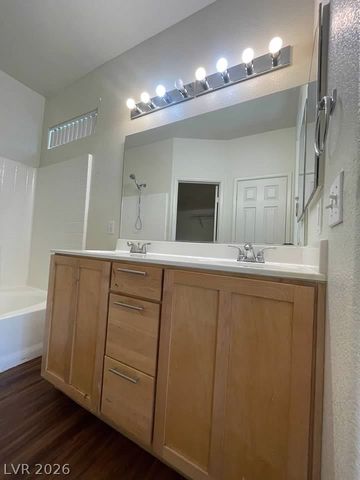 6316 BEIGE BLUFF Street 201, Las Vegas, NV 89081