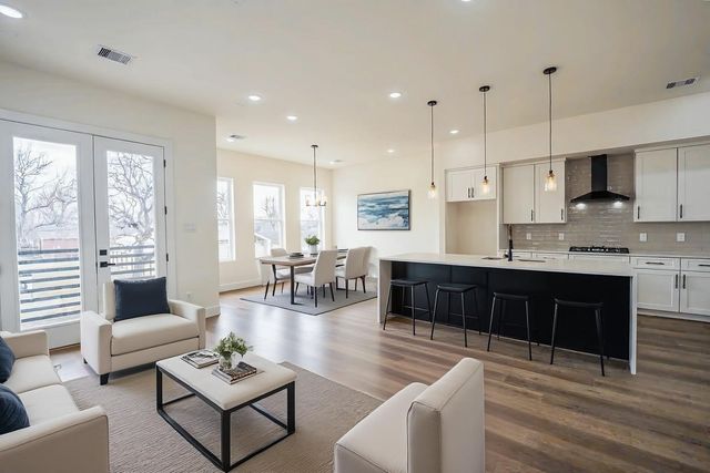 4107 Dreyfus Street, Houston, TX 77021