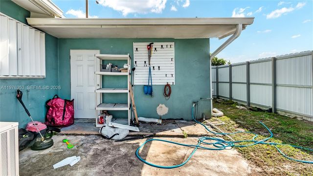 7861 Sheridan St, Hollywood, FL 33024