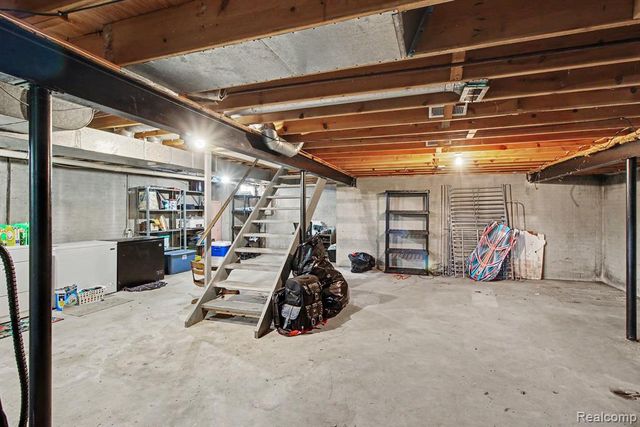 10066 Carpenter Road, Flushing, MI 48433