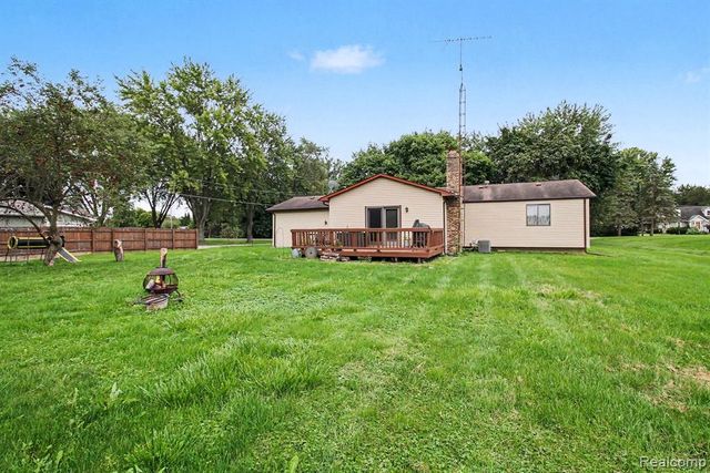 10066 Carpenter Road, Flushing, MI 48433