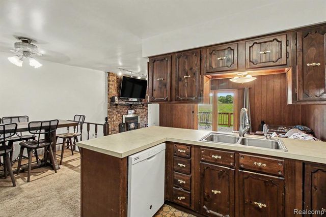 10066 Carpenter Road, Flushing, MI 48433
