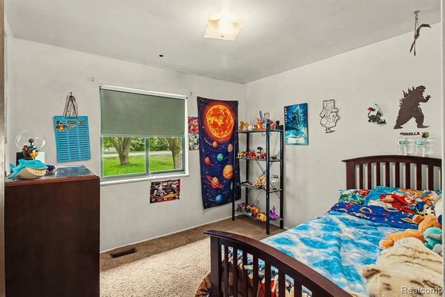 10066 Carpenter Road, Flushing, MI 48433