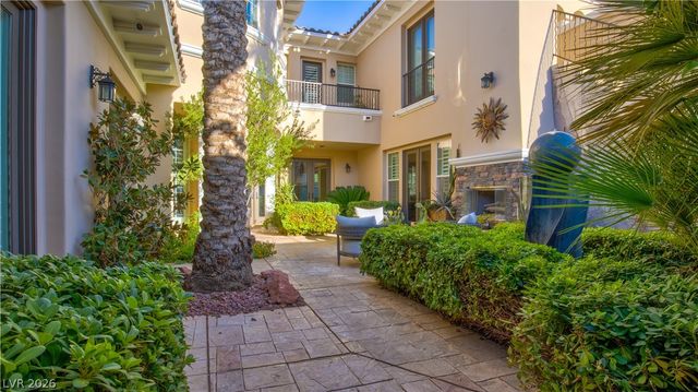 12070 Whitehills Street, Las Vegas, NV 89141