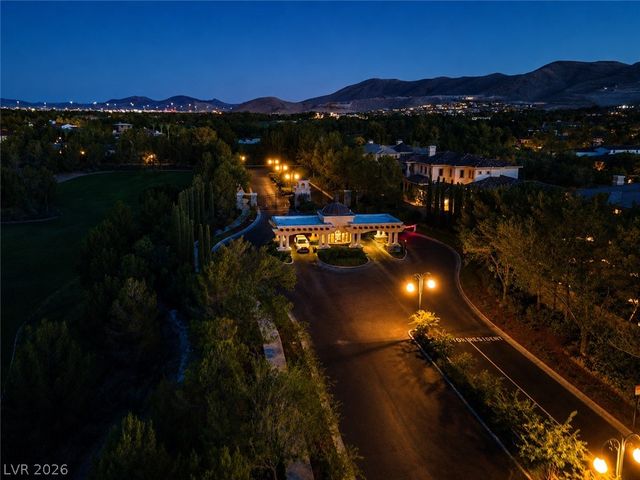 12070 Whitehills Street, Las Vegas, NV 89141