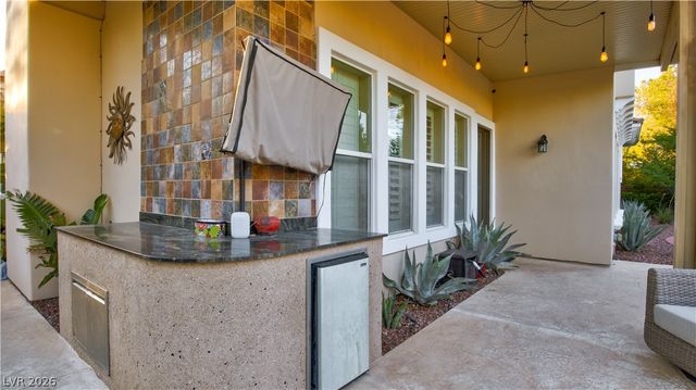 12070 Whitehills Street, Las Vegas, NV 89141