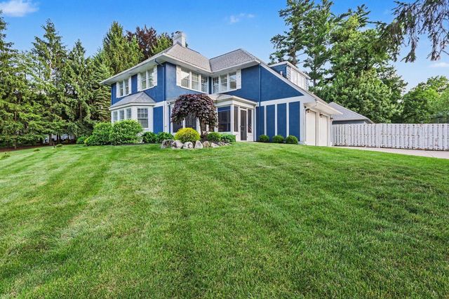 1517 Spruce Drive, Kalamazoo City, MI 49008