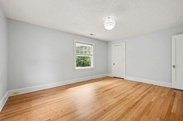 1517 Spruce Drive, Kalamazoo City, MI 49008