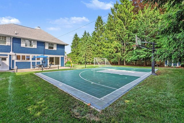 1517 Spruce Drive, Kalamazoo City, MI 49008
